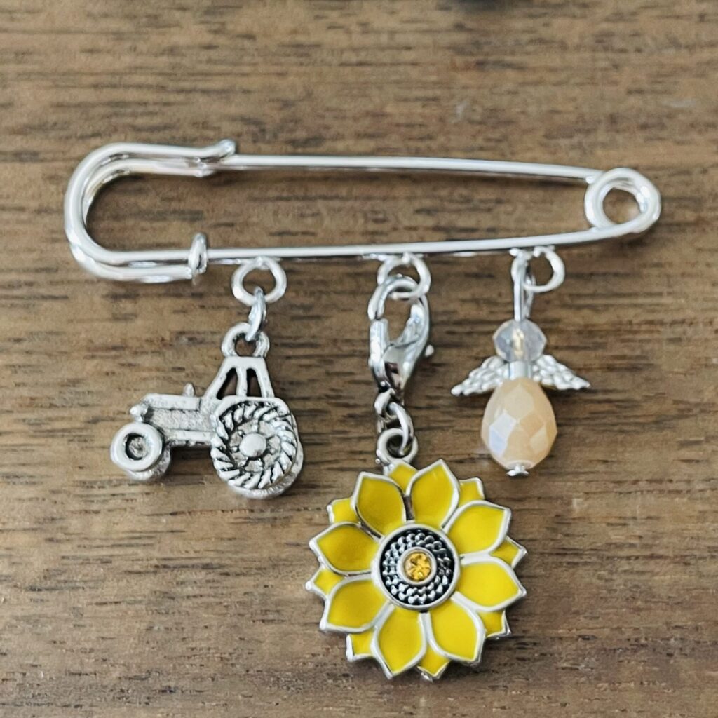 3 Sunflower Hum Brooch